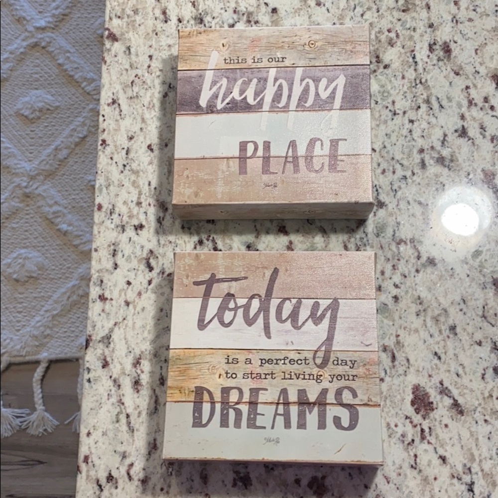 Beachy wall decor